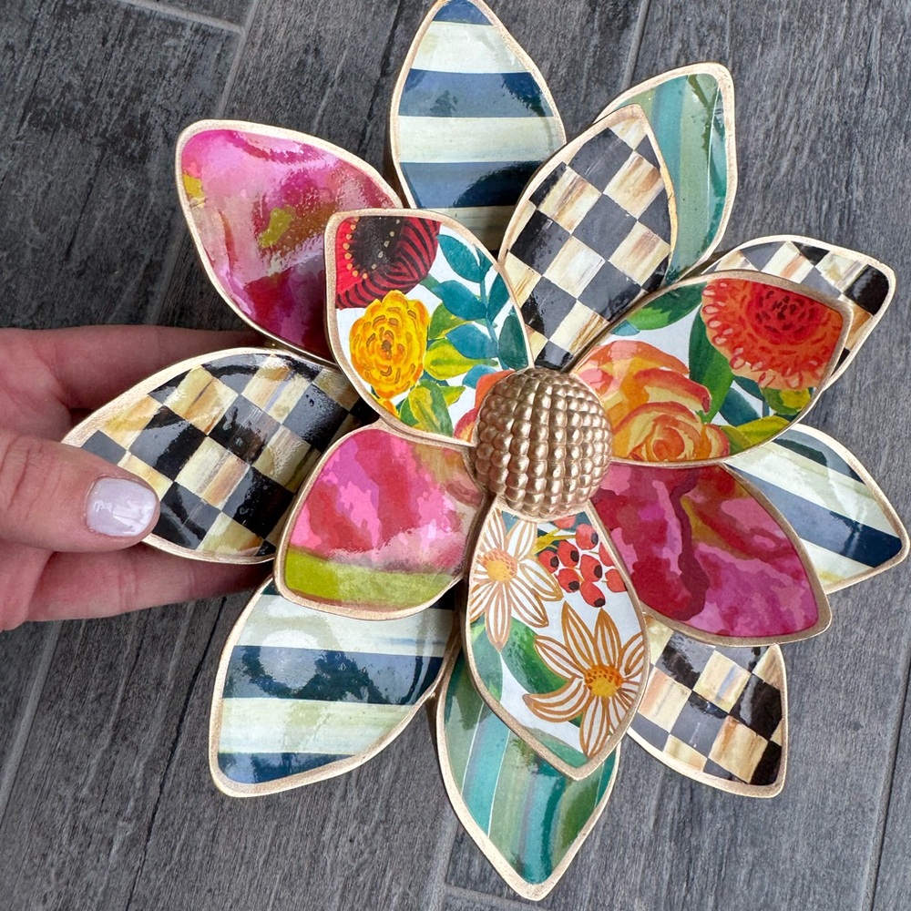MacKenzie-Childs Wallflower, a three-dimensional decorative flower - Picture 3 of 14
